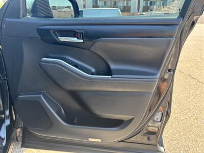 2021 Toyota Highlander XSE AWD SUV 3RD ROW SEAT 46K MI TOYOTA HIGHLANDER   - Photo 31 - Scottsdale, AZ 85257