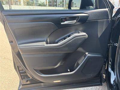 2021 Toyota Highlander XSE AWD SUV 3RD ROW SEAT 46K MI TOYOTA HIGHLANDER   - Photo 10 - Scottsdale, AZ 85257