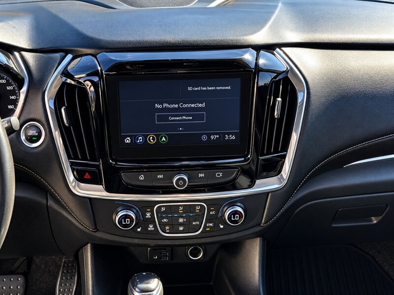 2020 Chevrolet Traverse RS AWD 3RD ROW SEATING SUV LEATHER SEATS CHEVY AWD - Photo 14 - Scottsdale, AZ 85257