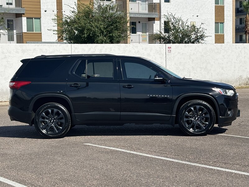 2020 Chevrolet Traverse RS AWD SUV LOW MI LOCAL TRADE CHEVY TRAVERSE AWD - Photo 4 - Scottsdale, AZ 85257