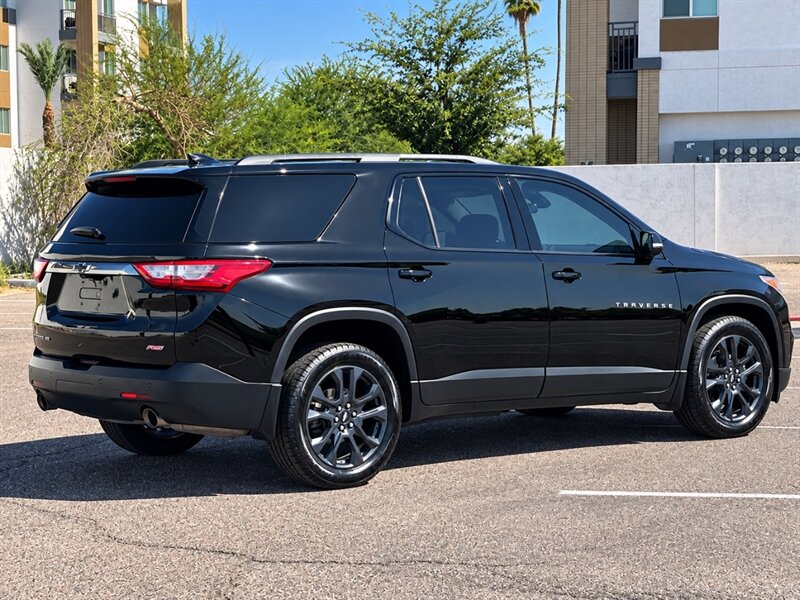 2020 Chevrolet Traverse RS AWD 3RD ROW SEATING SUV LEATHER SEATS CHEVY AWD - Photo 5 - Scottsdale, AZ 85257