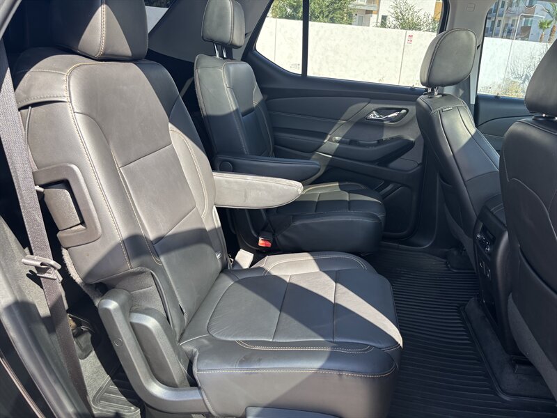 2020 Chevrolet Traverse RS AWD SUV LOW MI LOCAL TRADE CHEVY TRAVERSE AWD - Photo 35 - Scottsdale, AZ 85257