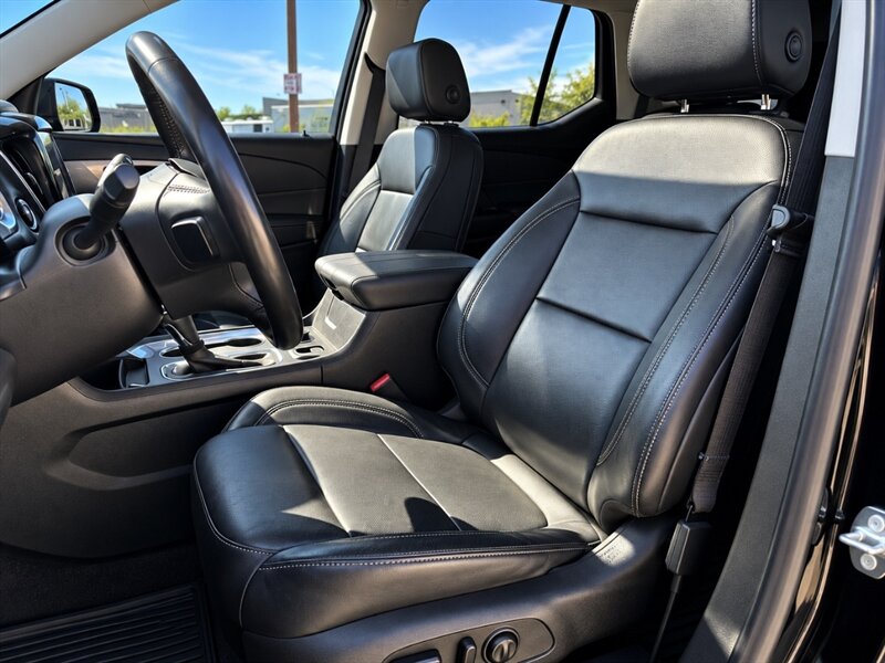 2020 Chevrolet Traverse RS AWD 3RD ROW SEATING SUV LEATHER SEATS CHEVY AWD - Photo 19 - Scottsdale, AZ 85257