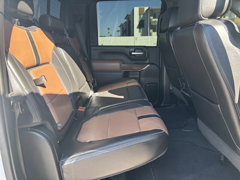 2023 Chevrolet Silverado High Country 3500HD photo 40