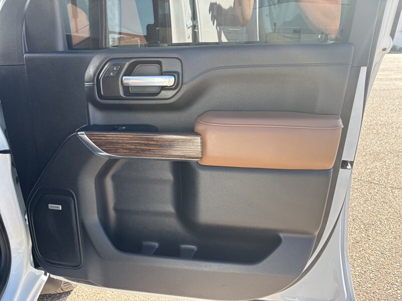 2023 Chevrolet Silverado High Country 3500HD photo 32