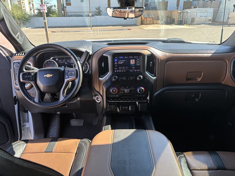 2023 Chevrolet Silverado High Country 3500HD photo 28