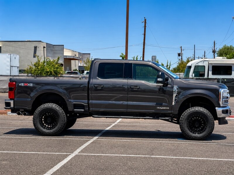2025 Ford F-350 Super Duty Lariat LIFTED DIESEL TRUCK 4WD F350 4X4 - Photo 3 - Scottsdale, AZ 85257