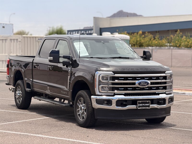 2025 Ford F-350 Super Duty Lariat DIESEL TRUCK 4WD FORD F350 4X4  