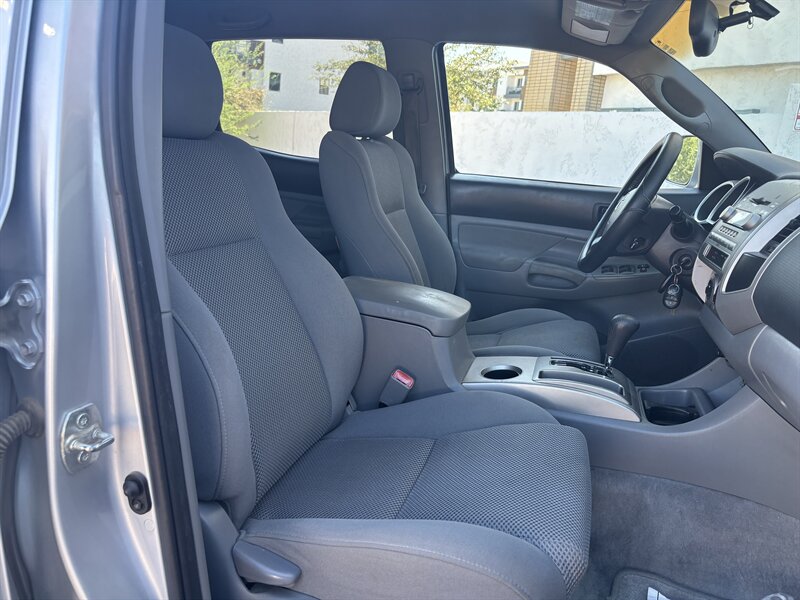 2006 Toyota Tacoma PreRunner V6 2 OWNER 51 SERV RECS AZ OWNED TACOMA - Photo 19 - Scottsdale, AZ 85257