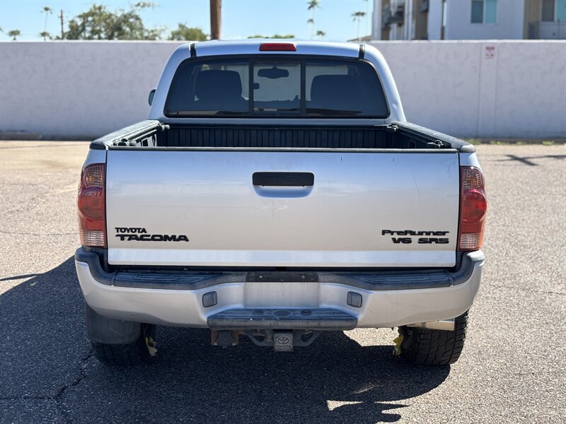 2006 Toyota Tacoma PreRunner V6 photo 3