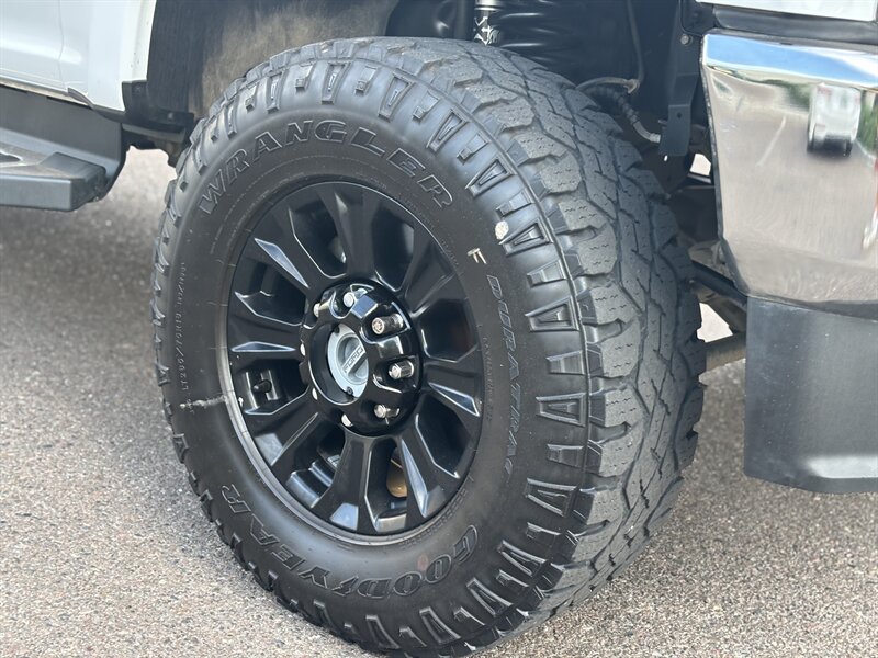 2021 Ford F-250 Super Duty Lariat LIFTED DIESEL TRUCK 4WD 6 " LIFT - Photo 11 - Scottsdale, AZ 85257