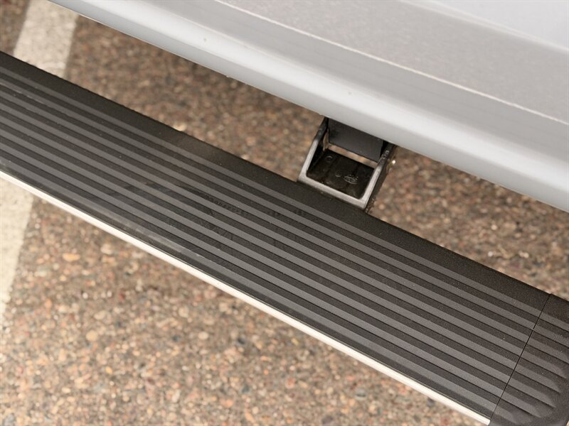 2025 Ford F-450 Super Duty Platinum DUALLY DIESEL TRUCK 4WD HIGH OUTPUT F450 - Photo 12 - Scottsdale, AZ 85257