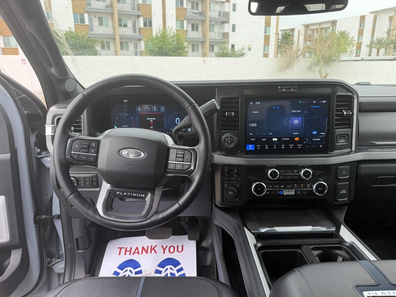 2025 Ford F-450 Super Duty Platinum DUALLY DIESEL TRUCK 4WD HIGH OUTPUT F450 - Photo 18 - Scottsdale, AZ 85257