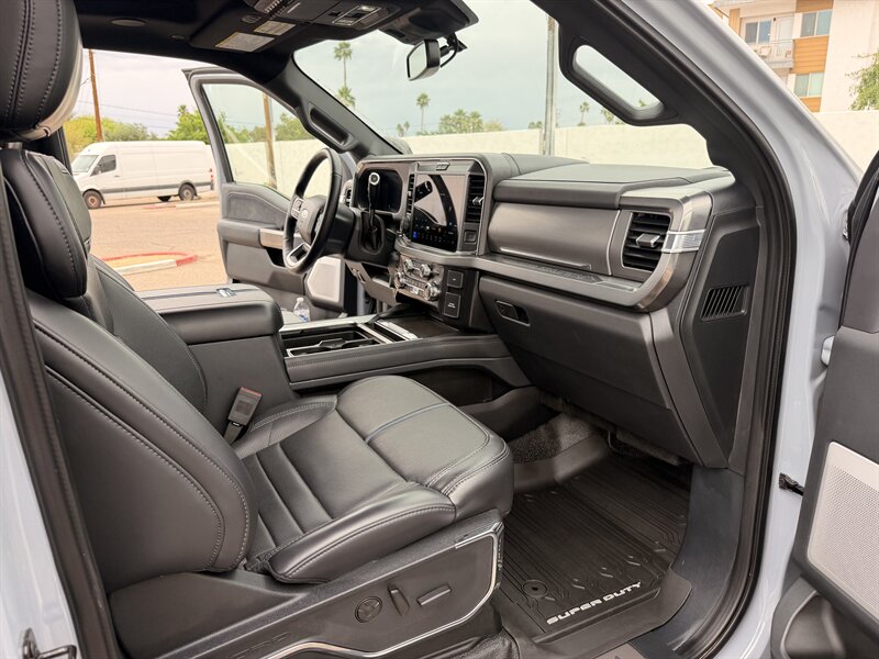 2025 Ford F-450 Super Duty Platinum DUALLY DIESEL TRUCK 4WD HIGH OUTPUT F450 - Photo 27 - Scottsdale, AZ 85257