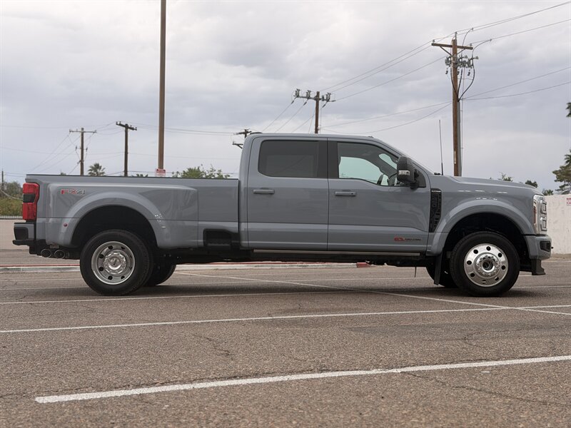 2025 Ford F-450 Super Duty Platinum DUALLY DIESEL TRUCK 4WD HIGH OUTPUT F450  