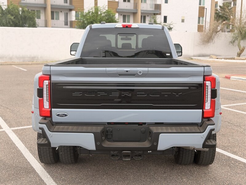 2025 Ford F-450 Super Duty Platinum DUALLY DIESEL TRUCK 4WD HIGH OUTPUT F450 - Photo 4 - Scottsdale, AZ 85257