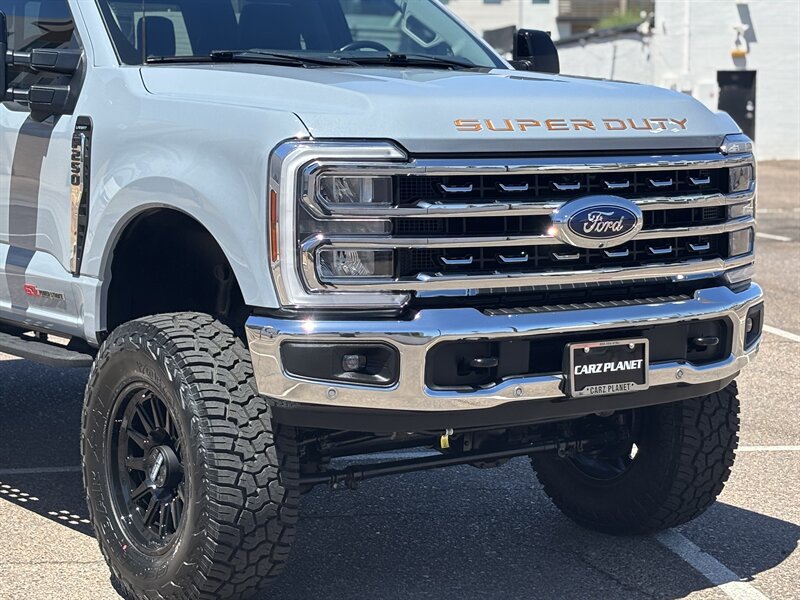 2024 Ford F-250 Super Duty Lariat TREMOR LIFTED DIESEL TRUCK 4WD - Photo 12 - Scottsdale, AZ 85257