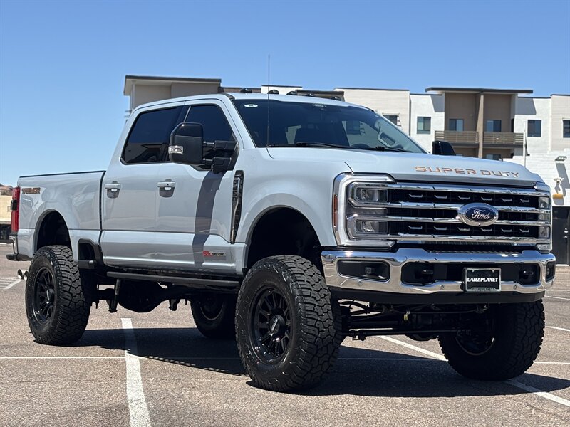 2024 Ford F-250 Lariat 4x4 Crew Cab 6-3/4' Box's photo