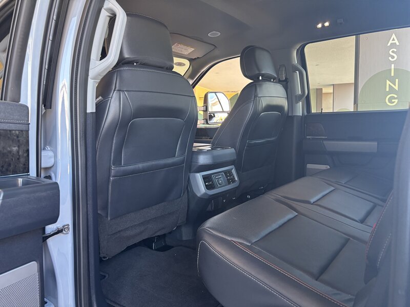 2024 Ford F-250 Super Duty Lariat TREMOR LIFTED DIESEL TRUCK 4WD - Photo 41 - Scottsdale, AZ 85257