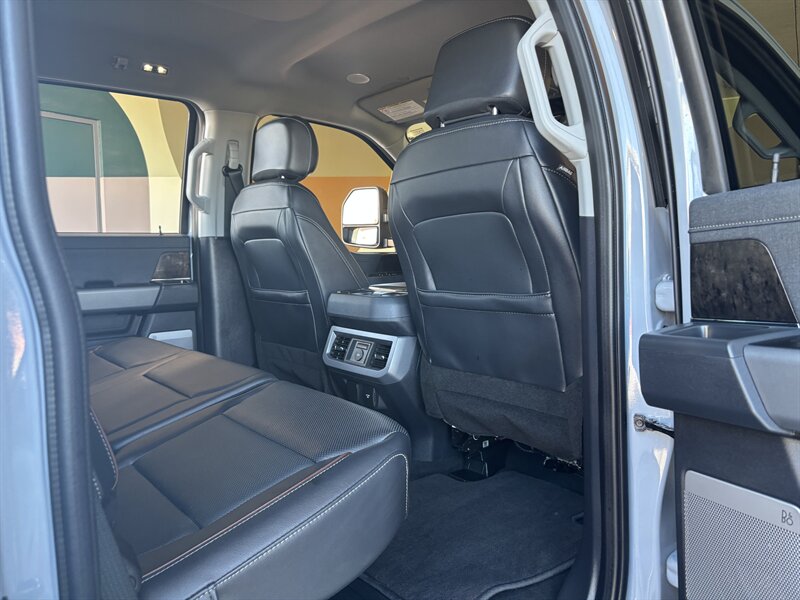 2024 Ford F-250 Super Duty Lariat TREMOR LIFTED DIESEL TRUCK 4WD - Photo 37 - Scottsdale, AZ 85257