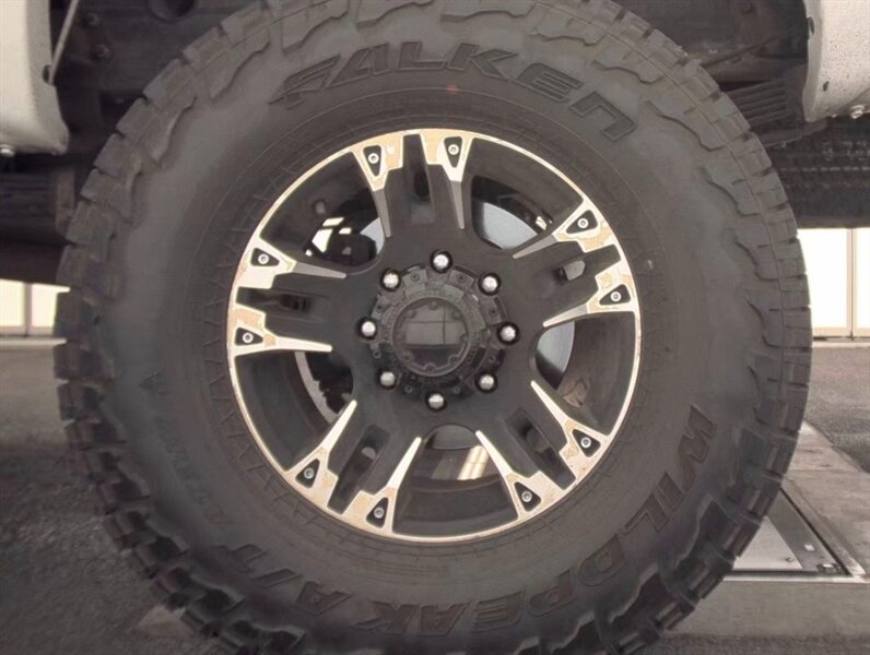 2005 Chevrolet Silverado 3500 LIFTED LONG BED DIESEL TRUCK 4WD CHEYV 3500 TRUCK - Photo 8 - Scottsdale, AZ 85257