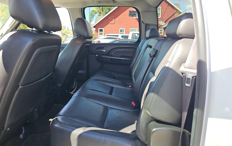 2012 Gmc Sierra 3500 Denali photo 6