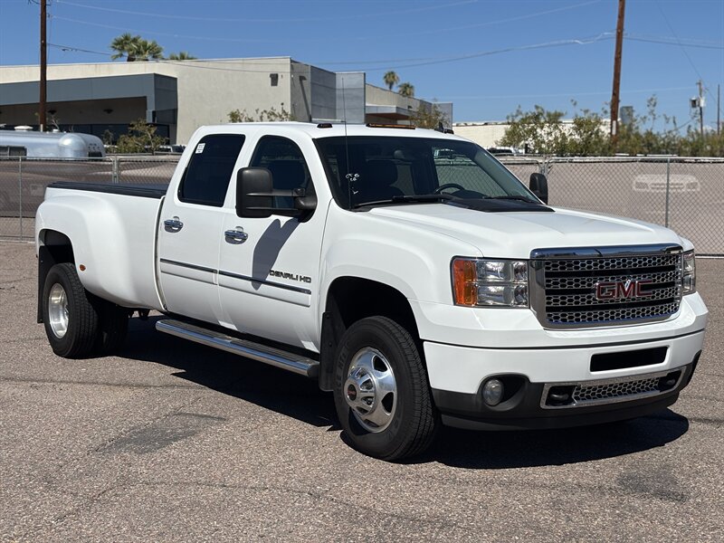 2012 GMC Sierra 3500 Denali DUALLY DIESEL TRUCK 4WD 44 SERV RECS GMC  