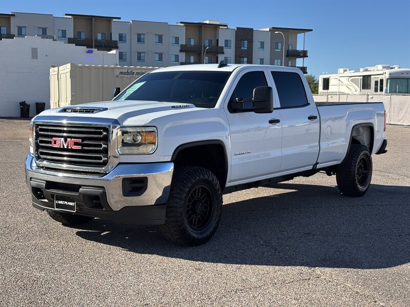 2018 GMC Sierra 2500 LIFTED DIESEL TRUCK 4WD LOW MI GMC 2500 LIFTED 4X4  