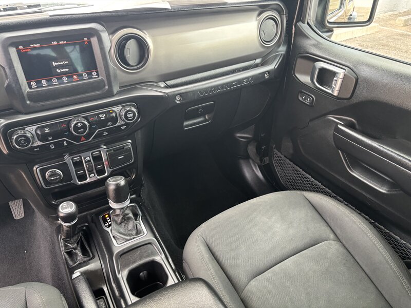 2021 Jeep Wrangler Unlimited Sport S LIFTED 4WD NEW LIFT NEW TIRES - Photo 27 - Scottsdale, AZ 85257