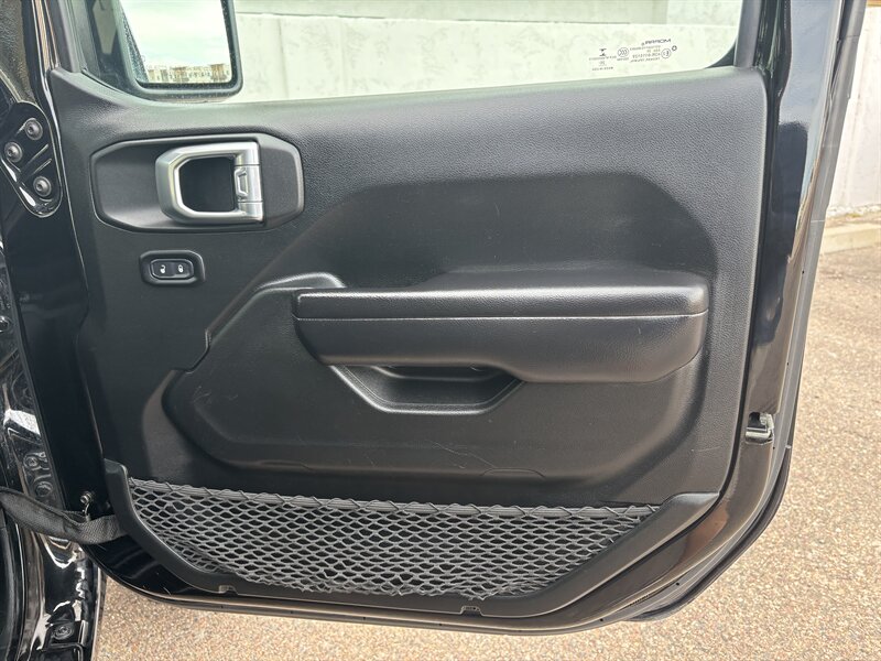 2021 Jeep Wrangler Unlimited Sport S LIFTED 4WD NEW LIFT NEW TIRES - Photo 28 - Scottsdale, AZ 85257