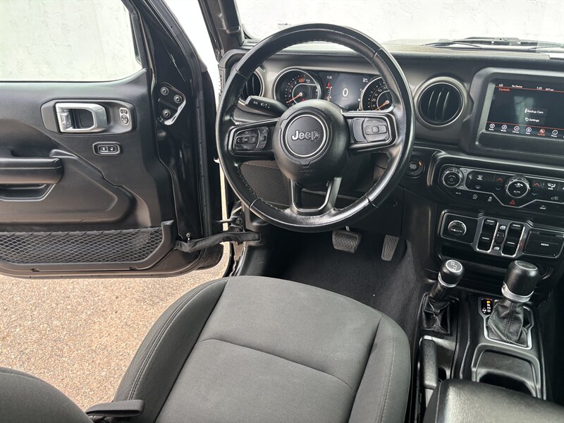 2021 Jeep Wrangler Unlimited Sport S LIFTED 4WD NEW LIFT NEW TIRES - Photo 25 - Scottsdale, AZ 85257