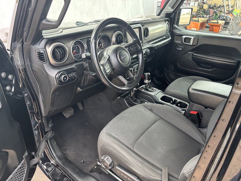 2021 Jeep Wrangler Unlimited Sport S LIFTED 4WD NEW LIFT NEW TIRES - Photo 13 - Scottsdale, AZ 85257