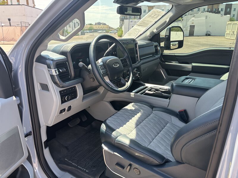 2024 Ford F-250 Super Duty Limited DIESEL TRUCK 4WD LAST YEAR F250 - Photo 16 - Scottsdale, AZ 85257