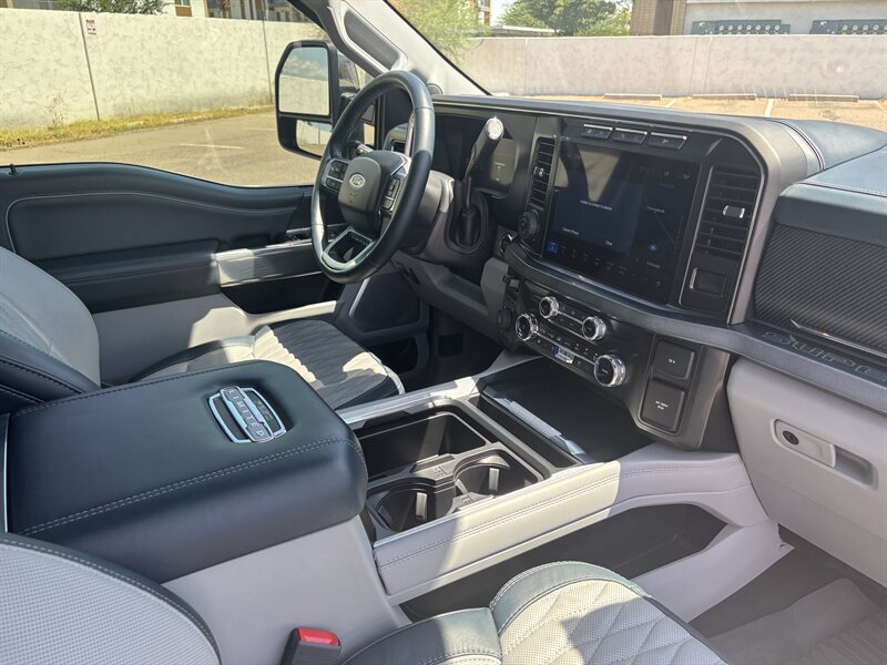 2024 Ford F-250 Super Duty Limited DIESEL TRUCK 4WD LAST YEAR F250 - Photo 45 - Scottsdale, AZ 85257