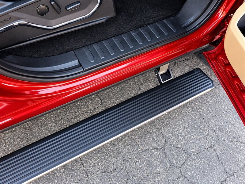 2023 Ford F-350 Super Duty Lariat DUALLY HI OUTPUT DIESEL TRUCK HI - Photo 9 - Scottsdale, AZ 85257