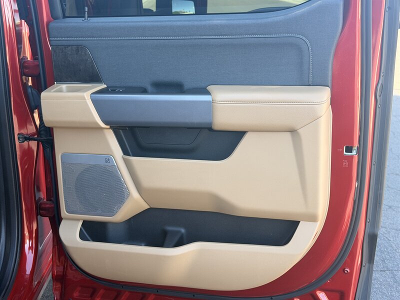 2023 Ford F-350 Super Duty Lariat DUALLY HI OUTPUT DIESEL TRUCK HI - Photo 33 - Scottsdale, AZ 85257