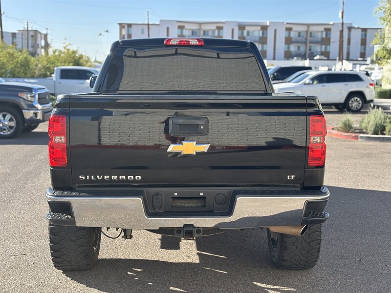 2017 Chevrolet Silverado 1500 LT photo 3