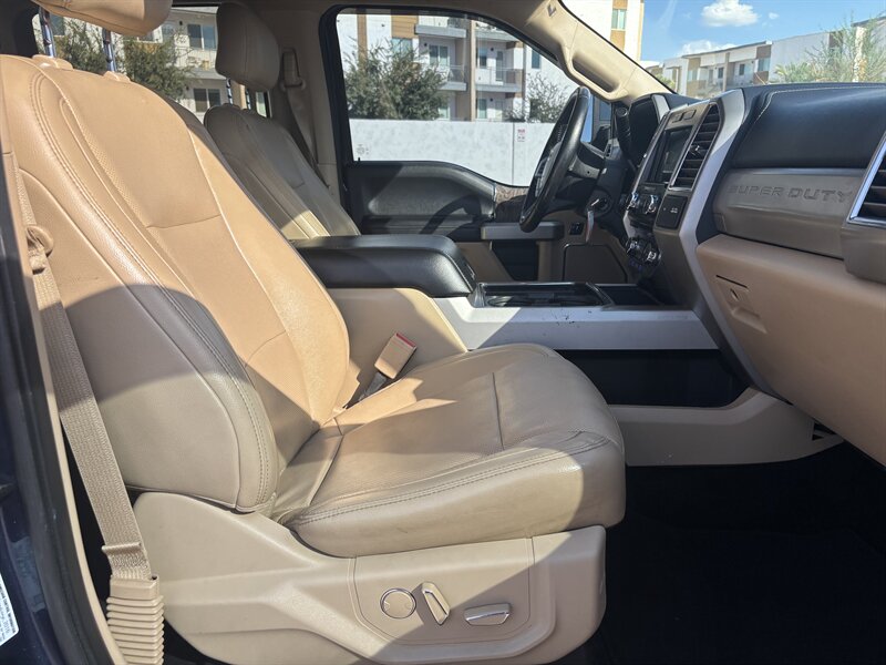 2017 Ford F-350 Super Duty Lariat LIFTED DIESEL TRUCK 4WD 35 " TIRE - Photo 23 - Scottsdale, AZ 85257