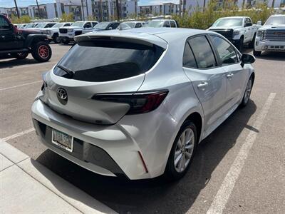 2023 Toyota Corolla Hatchback SE CARFAX 1 OWNER LOCAL TRADE TOYOTA COROLLA   - Photo 3 - Scottsdale, AZ 85257