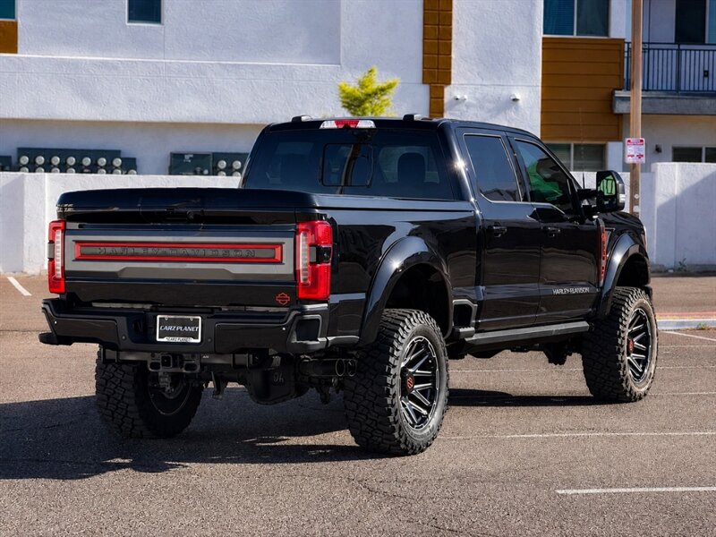 2023 Ford F-250 Super Duty HARLEY DAVIDSON LIFTED SUPER RARE 3K MI - Photo 4 - Scottsdale, AZ 85257