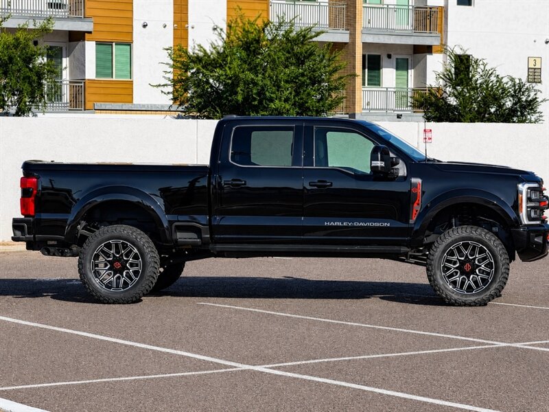 2023 Ford F-250 Super Duty HARLEY DAVIDSON LIFTED SUPER RARE 3K MI - Photo 3 - Scottsdale, AZ 85257