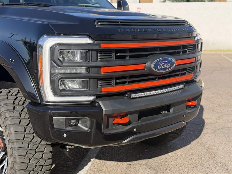 2023 Ford F-250 Super Duty HARLEY DAVIDSON LIFTED SUPER RARE 3K MI - Photo 41 - Scottsdale, AZ 85257