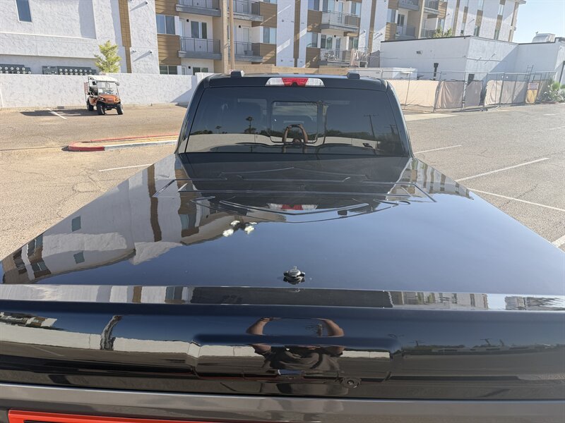 2023 Ford F-250 Super Duty HARLEY DAVIDSON LIFTED SUPER RARE 3K MI - Photo 31 - Scottsdale, AZ 85257