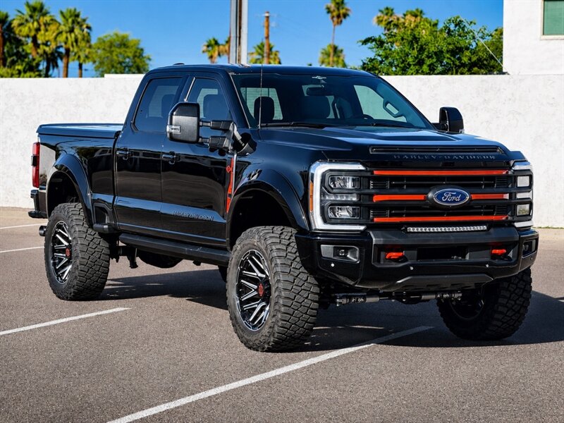 2023 Ford F-250 Super Duty HARLEY DAVIDSON LIFTED SUPER RARE 3K MI - Photo 2 - Scottsdale, AZ 85257