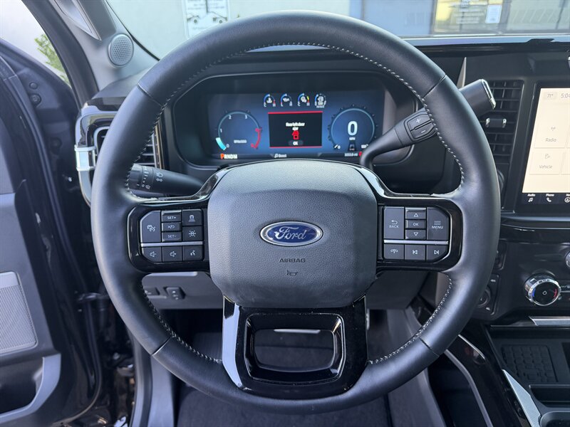 2023 Ford F-250 Super Duty HARLEY DAVIDSON LIFTED SUPER RARE 3K MI - Photo 62 - Scottsdale, AZ 85257