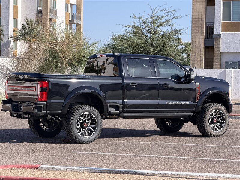 2023 Ford F-250 Super Duty HARLEY DAVIDSON LIFTED SUPER RARE 3K MI - Photo 27 - Scottsdale, AZ 85257