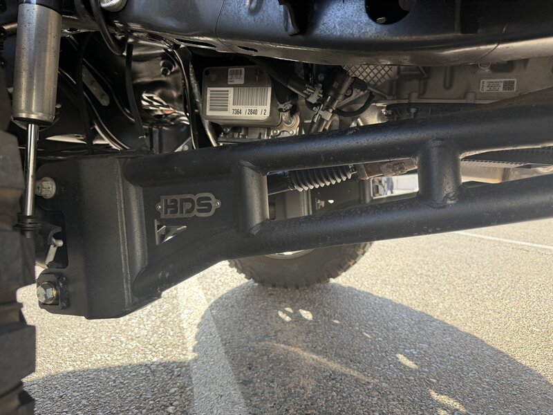 2023 Ford F-250 Super Duty HARLEY DAVIDSON LIFTED SUPER RARE 3K MI - Photo 44 - Scottsdale, AZ 85257