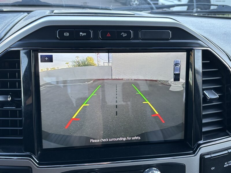 2022 Ford F-350 Lariat photo 19