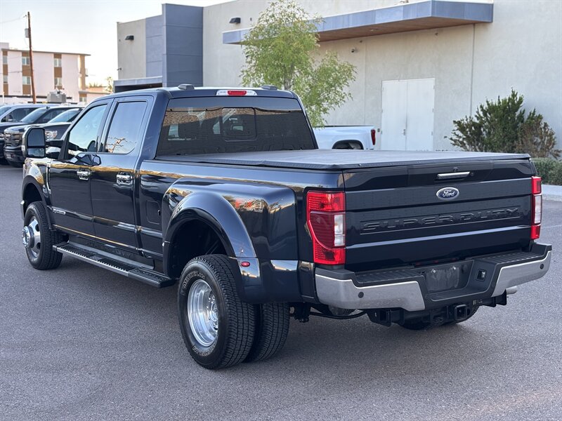2022 Ford F-350 Lariat photo 5