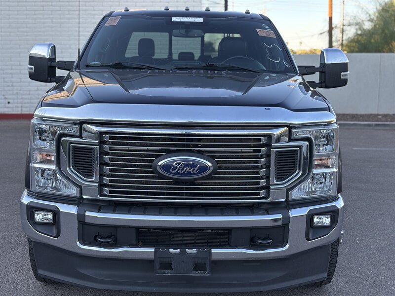 2022 Ford F-350 Lariat photo 8